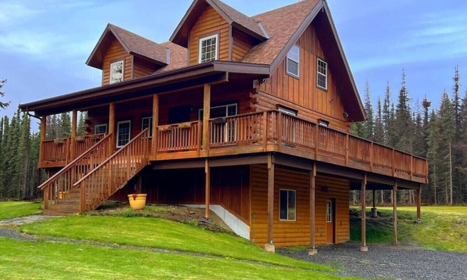 Sterling House | Moose Haven Hideaway