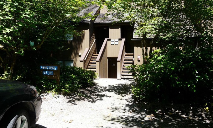 Glacier Condo | Moose Lodge Condo