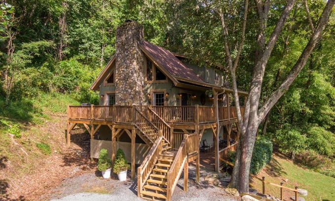 Sugar Grove House | Moose Preserve