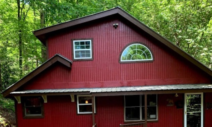 Rabun Gap Cabin | Moose-tique on Black Rock Mountain State Park