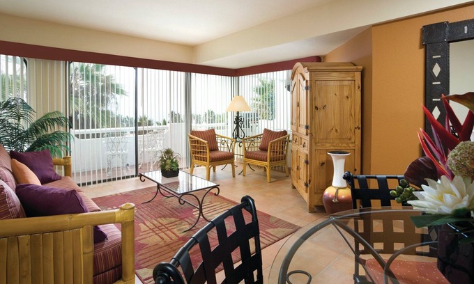 La Paloma Resort | More fun than you can do with so little time !