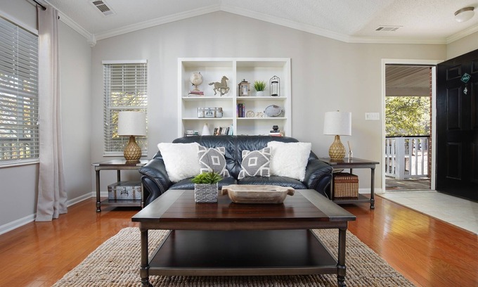 Meadowbrook Condo | Morning Sun Escape- 3 Bedrooms, King Beds, Balcony