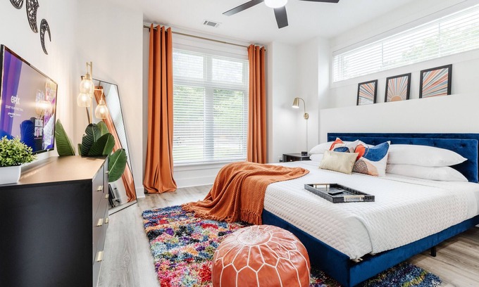 Dunean Apartment | Moroccan Boho Retreat: KING Beds! Close to Downtown! FAST WIFI + Shared Backyard