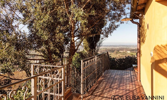 Morrona House | Morrona Castle House