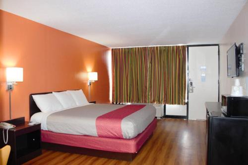 Cleveland Hotel | Motel 6-Cleveland, TN
