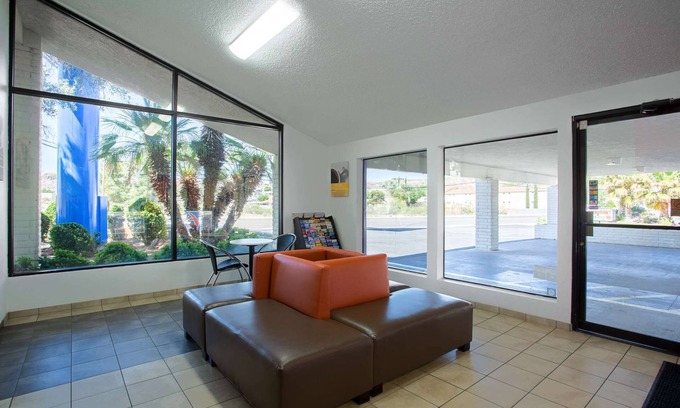 Kingman Hotel | Motel 6 Kingman, AZ - Route 66 West