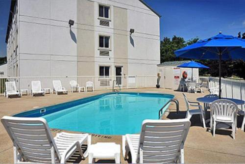 Milan Hotel | Motel 6-Milan, OH - Sandusky