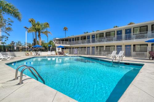 Mission Valley West Hotel | Motel 6-San Diego, CA - Hotel Circle - Mission Valley