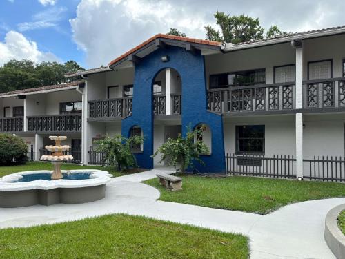 Tallahassee Hotel | Motel 6 Tallahassee, FL North Monroe