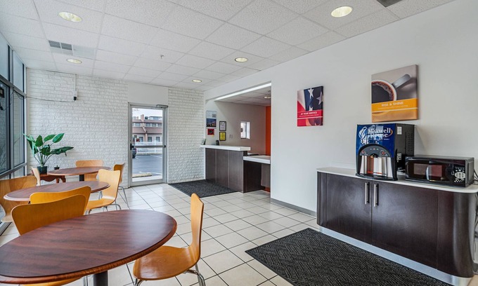 Winchester Hotel | Motel 6 Winchester, VA
