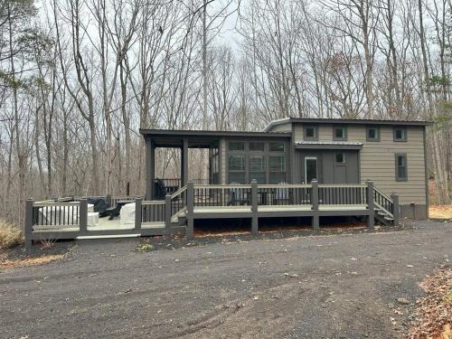 Blairsville Apartment | Mount Crumpit 645 - A Different Kind of Getaway