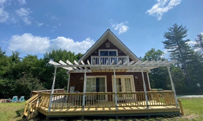 Johnsburg House | Mountain Adventure Ski house near Gore, Golf, and Hiking