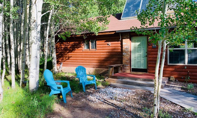 Ponderosa Pines House | Mountain cabin great for families and close to everything fun!