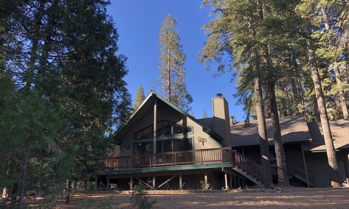Shaver Lake Cabin | Mountain cabin with fireplace. Minutes away from Shaver Lake and China Peak.