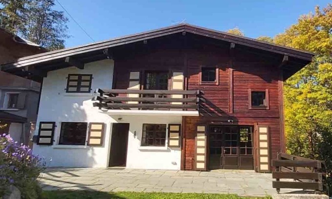 Les Houches Ski Chalet | Mountain Chalet, in the heart of Les Houches and the Chamonix Mont Blanc Valley