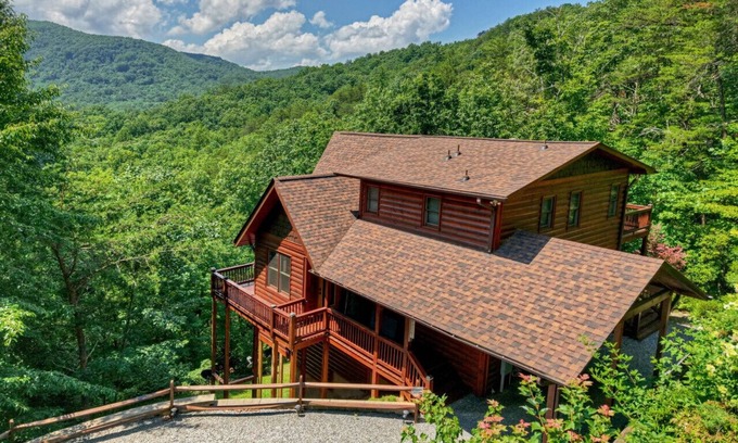 Blue Ridge Cabin | Mountain Dream Hideaway | Stylish Cabin w/Mountain Views, Hot Tub & Game Room