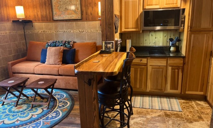 Basher House | Mountain Fox Den w/Sauna; inviting guest suite on the Anchorage hillside