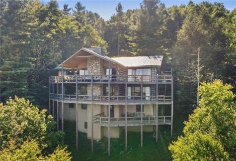 Wolf Laurel House | Mountain Gem 179 Sarvis Lane