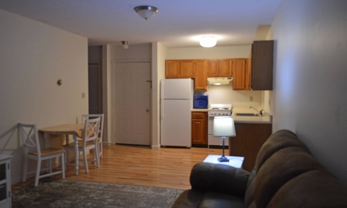 Lincoln Condo | Mountain getaway 1bedroom 1 Mile from Loon Mt