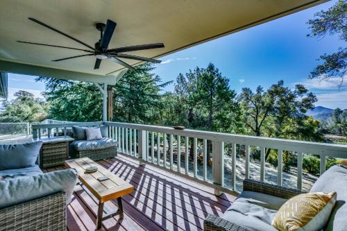 Ahwahnee House | Mountain Home Near Yosemite with Well-Being Retreat!