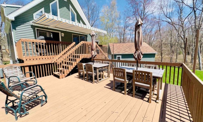 Albrightsville House | Mountain Jewel 3bed|3bath spacious family retreat