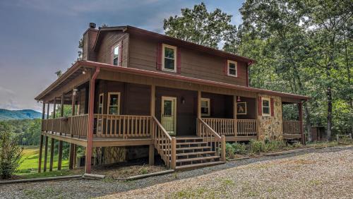 Morganton House | Mountain Meadow Lodge