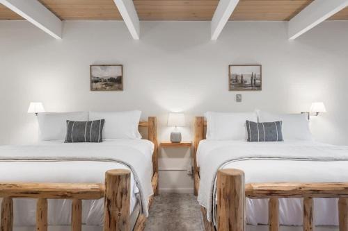 Springville House | Mountain Nook CN Lodge #4