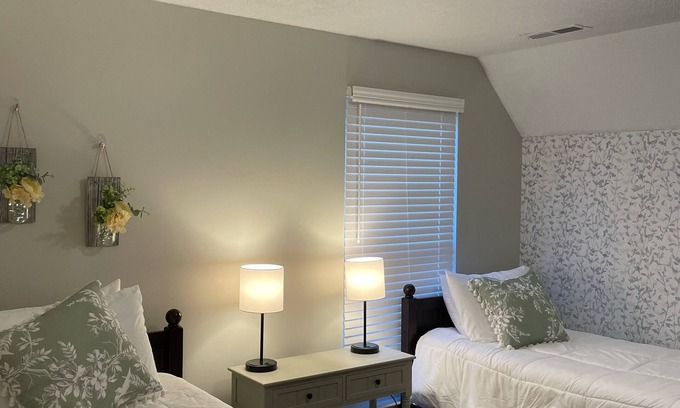 Lupton City House | Mountain retreat off the beaten path yet close to Chattanooga area attractions