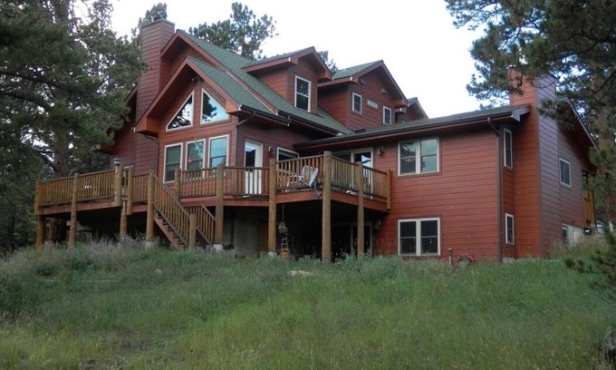 Estes Park House | Mountain Retreat on 10 Private Acres! Wildlife & Mountain Views! #22-ZONE3269