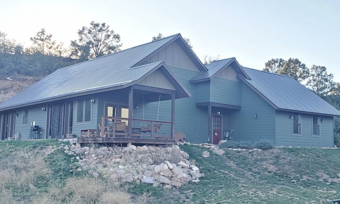 New Castle House | Mountain Top Destination snowmobile snowshoe xcountry ski
