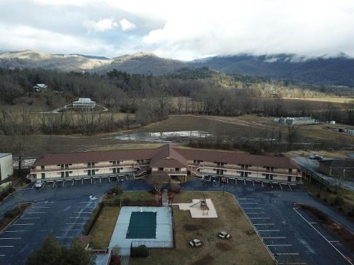 Dillard Hotel | Mountain Valley Inn