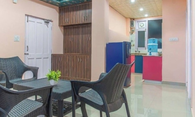 Shimla House | Mountain View 2BHK | Humble Homestay | 8km Mall