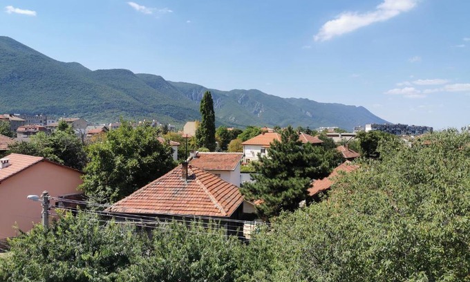 Vratsa Apartment | Mountain view apartment
