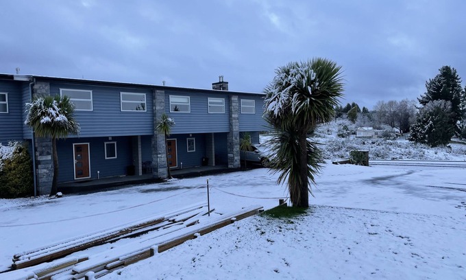 Ohakune House | Mountain View Apartments Ohakune - 27A&B/8 BDR
