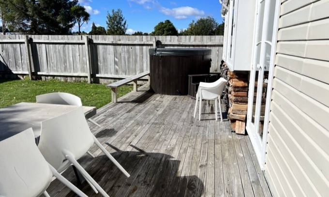 Ohakune House | Mountain View Cottage - Junction
