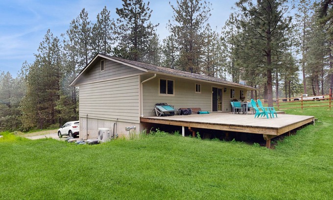Coeur d'Alene House | Mountain View Home with High-Speed WiFi, Firepit, Gas Grill, & Washer/Dryer