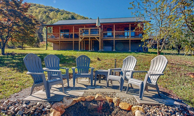 Whittier House | Mountain view home with large deck,fire pit and hot tub