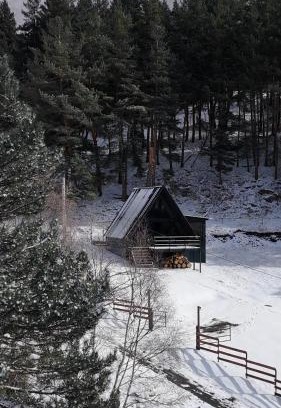Stepantsminda House | Mountain Waltz by Elia Glamping