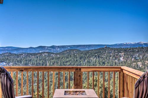 Ruidoso House | Mountains Majesty Cabin with Hot Tub and Mtn Views!