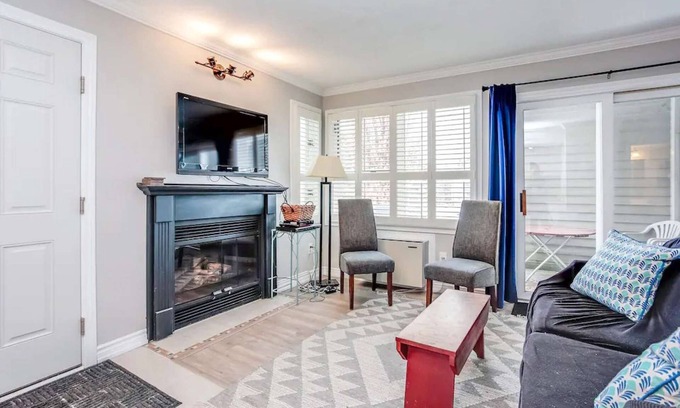 Craigleith Apartment | Mountainside Resort Condo at Blue