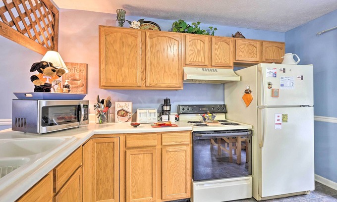 Butler House | Mountainside Retreat: Stunning Watauga Lake Views!
