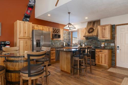 Silvercreek House | Mountainside Unit B-20