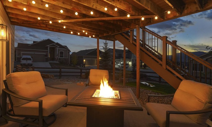 Monument House | Mountainview Marvel