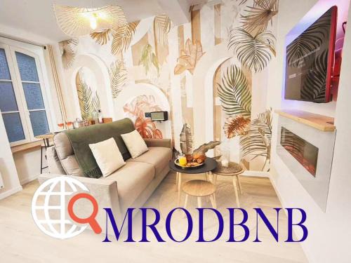 Cancale Apartment | MRODBNB - Appart Neuf - Aperçu Mer - 25m Plage & Resto - Ciné - cheminée - Popcorn