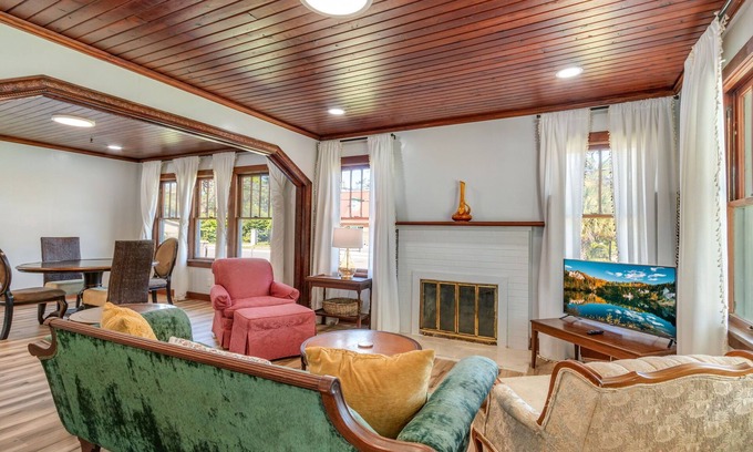 South Pensacola House | Ms. Jackson Bungalow