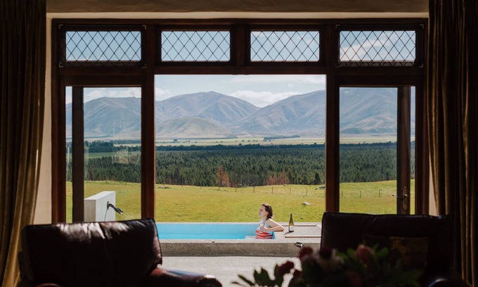 Ben Ohau Cabin | Mt Cook Lakeside Retreat