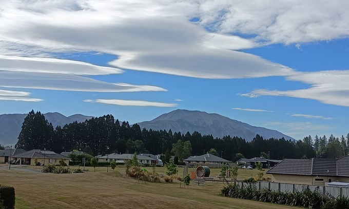 Methven Apartment | Mt Hutt Views at 23 Methven.nFabulous Methven Apartment with Great Mountain View