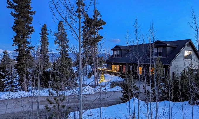 Winter Park Highlands House | Mtn-View Retreat w/Hot Tub in Granby!