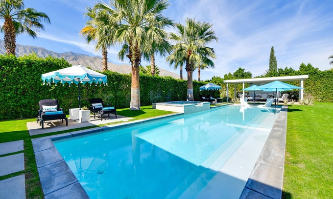 Palm Springs House | Mtn Views + Outdoor Oasis: Palm Springs Home!