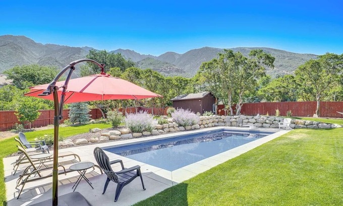 Sandy House | Mtn views * pool *spa *near ski areas